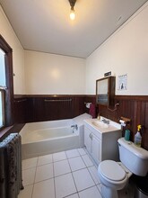 2531 N Farwell Ave in Milwaukee, WI - Foto de edificio - Building Photo