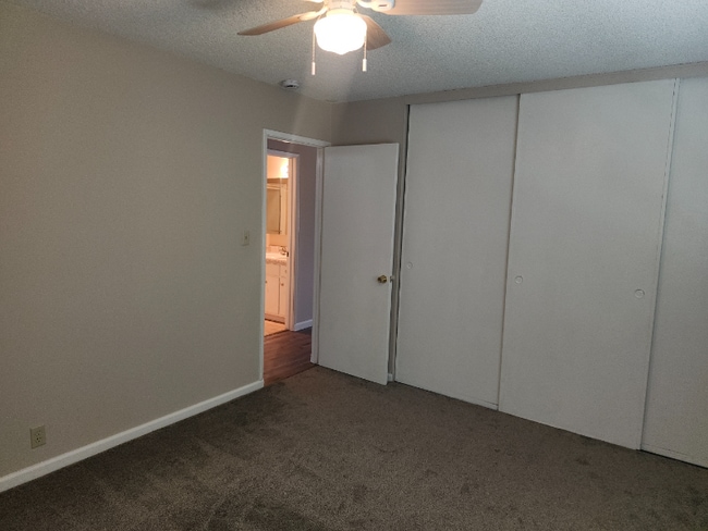 1563 Valle Vista Ave