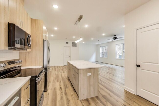 5126 S Kenwood Ave in Chicago, IL - Building Photo - Building Photo