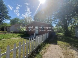 2718 Ansonia St in Winston-Salem, NC - Building Photo