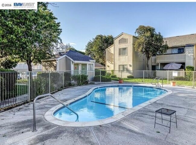 4085 Abbey Ter, Unit Fremont in Fremont, CA - Foto de edificio - Building Photo