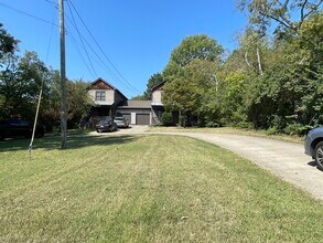 217 37th Ave N in Nashville, TN - Building Photo - Building Photo