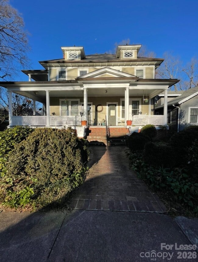 501 E Kingston Ave