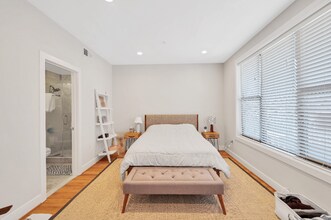 2444 Ontario Rd NW in Washington, DC - Building Photo - Building Photo
