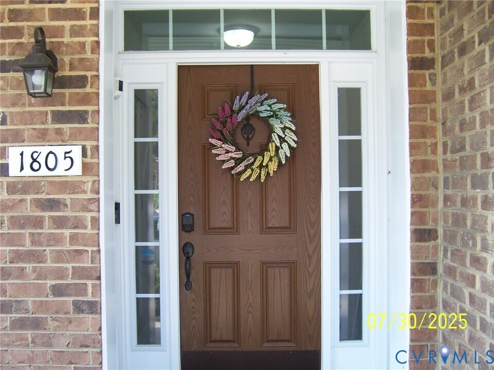 1805 Liesfeld Parkway in Glen Allen, VA - Building Photo