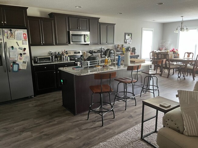 310 Old Snap Dragon Ct in Jacksonville, NC - Building Photo - Building Photo