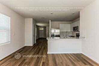 8037 Majestic Palms Ct in Venice, FL - Building Photo - Building Photo