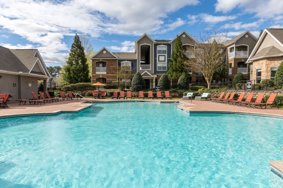 Madison Glen Apartments and Nearby Raleigh Apartments For Rent