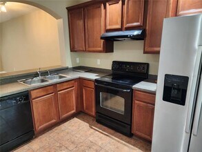 15924 Fishhawk Creek Ln in Fish Hawk, FL - Building Photo - Building Photo