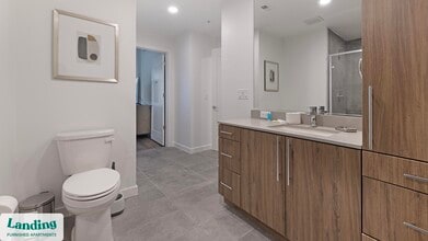 5201 Leesburg Pike, Unit 1029 in Baileys Crossroads, VA - Building Photo - Building Photo