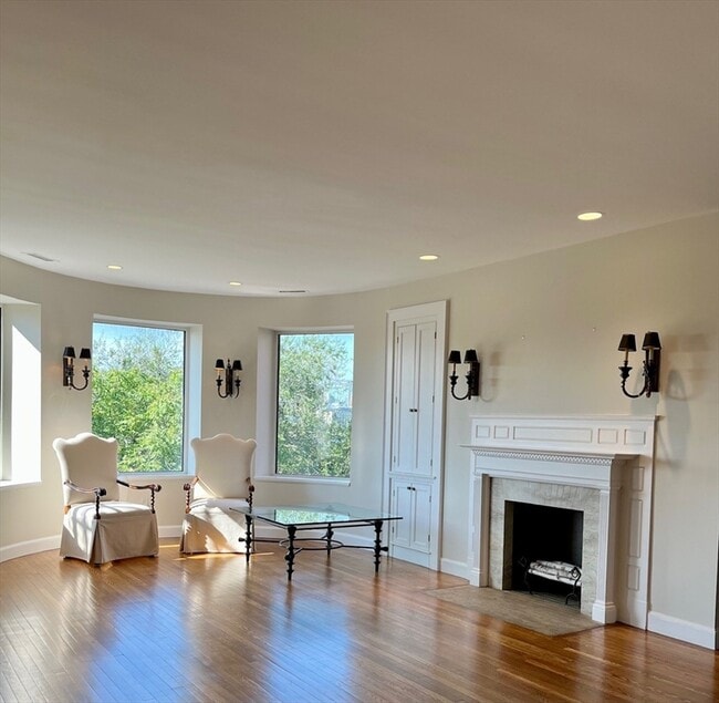 412 Beacon St in Boston, MA - Building Photo - Building Photo