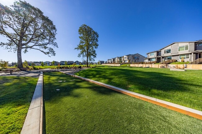 18403 NE 43rd Pl in Vancouver, WA - Building Photo - Building Photo