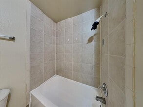 2955 Loving Ave in Fort Worth, TX - Building Photo - Building Photo
