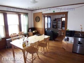 90 Harriet St-Unit -APT# Left in Boston, MA - Building Photo - Building Photo