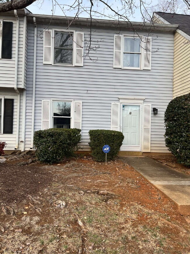 6 Astor Ct in Durham, NC - Building Photo - Building Photo