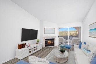 7150 Shoreline Dr in San Diego, CA - Building Photo - Building Photo
