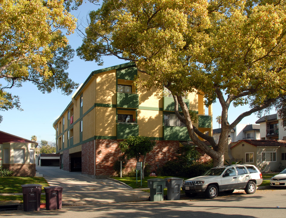 1527 Rock Glen Ave in Glendale, CA - Building Photo