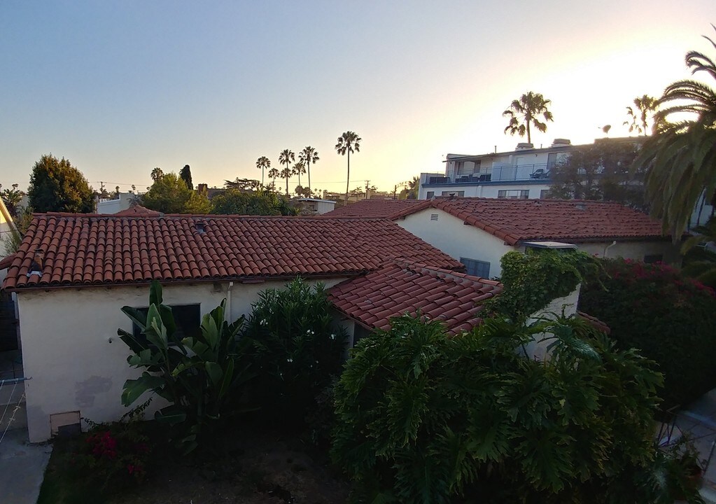 909 15th St in Santa Monica, CA - Building Photo