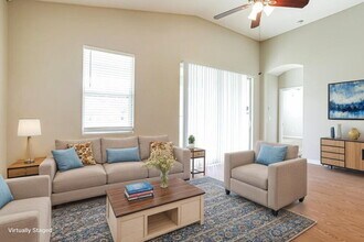 805 Celebration Lane in Middleburg, FL - Foto de edificio - Building Photo