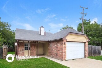 2431 Muddy Peak Dr in San Antonio, TX - Building Photo - Building Photo