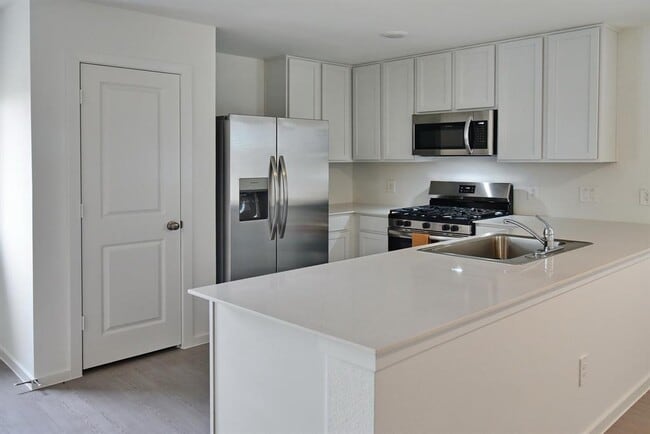 property at 14978 Ascot Bend Cir