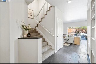 5 Stuart Pl in Danville, CA - Building Photo - Building Photo