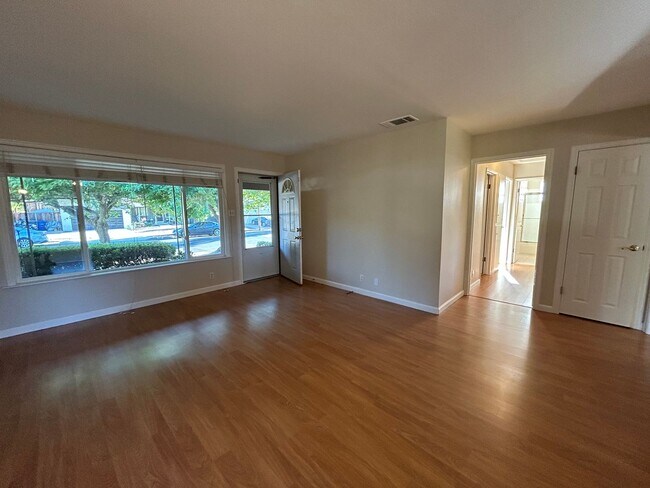 5521 Michigan Blvd in Concord, CA - Building Photo - Building Photo