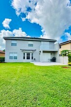 1628 S Club Dr in Wellington, FL - Building Photo - Building Photo
