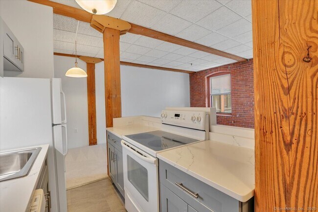 property at 222 Williams St E