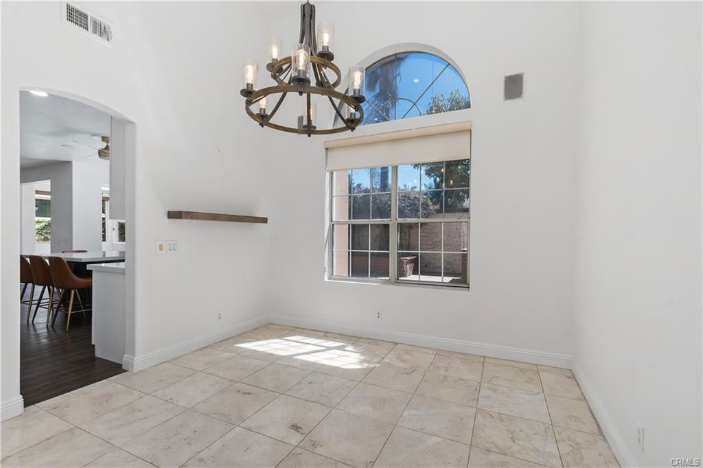 12800 Stevens Dr in Tustin, CA - Building Photo