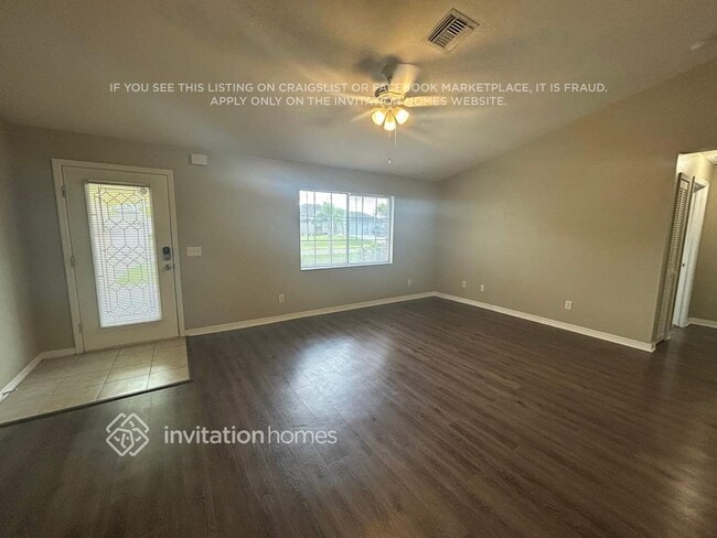 5244 SW 19th Pl in Cape Coral, FL - Building Photo - Building Photo