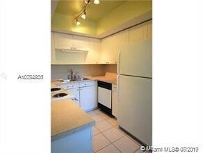 3421 NE 15th Ave-Unit -2 in Oakland Park, FL - Foto de edificio - Building Photo