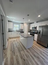 74 Black Foot Rd in Crawfordville, FL - Building Photo - Building Photo