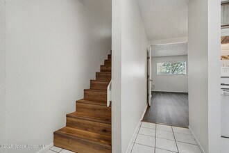 204 Seminole Ave W in Melbourne, FL - Building Photo - Building Photo