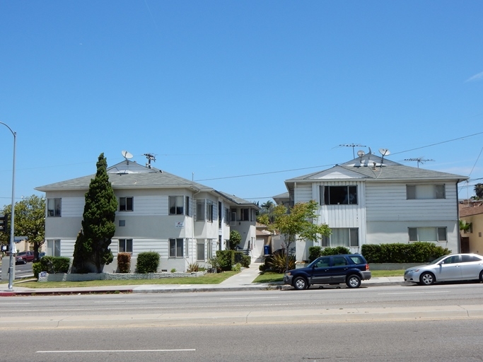 Loyola Apartments in Los Angeles, CA - Foto de edificio