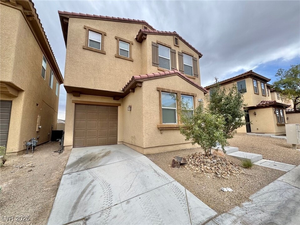 3653 Karissa Heights Pl in Las Vegas, NV - Building Photo