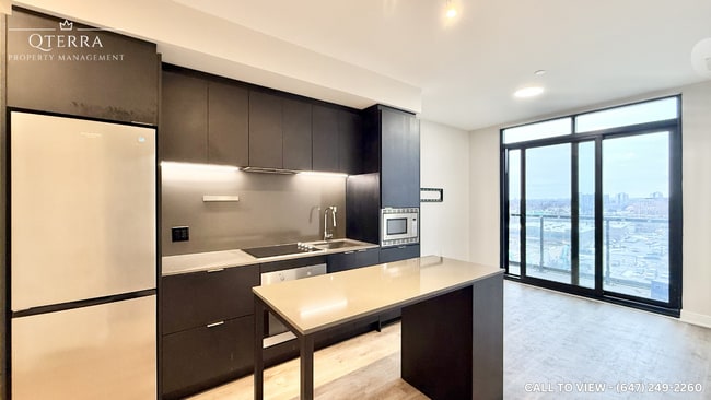 property at 86 Dundas St E