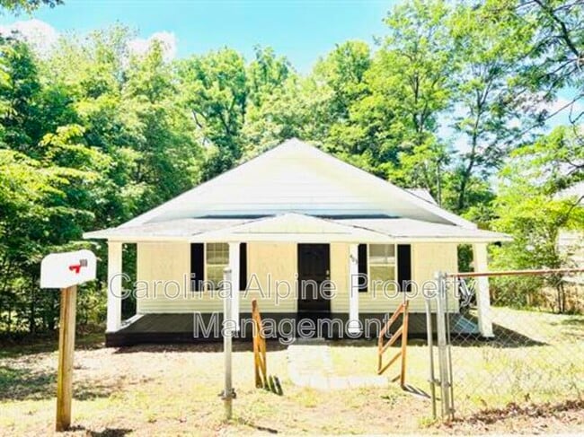 property at 403 S Yates St