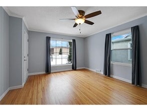 5830 Lyndale Ave S, Unit 5830 in Minneapolis, MN - Foto de edificio - Building Photo