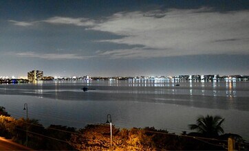 5480 N Ocean Dr in West Palm Beach, FL - Building Photo - Building Photo