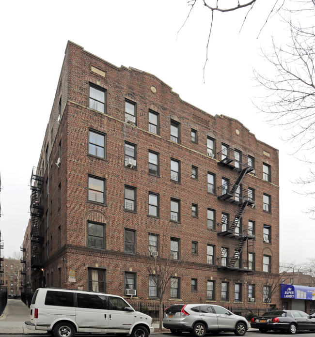 3551 94th St in Jackson Heights, NY - Building Photo - Building Photo