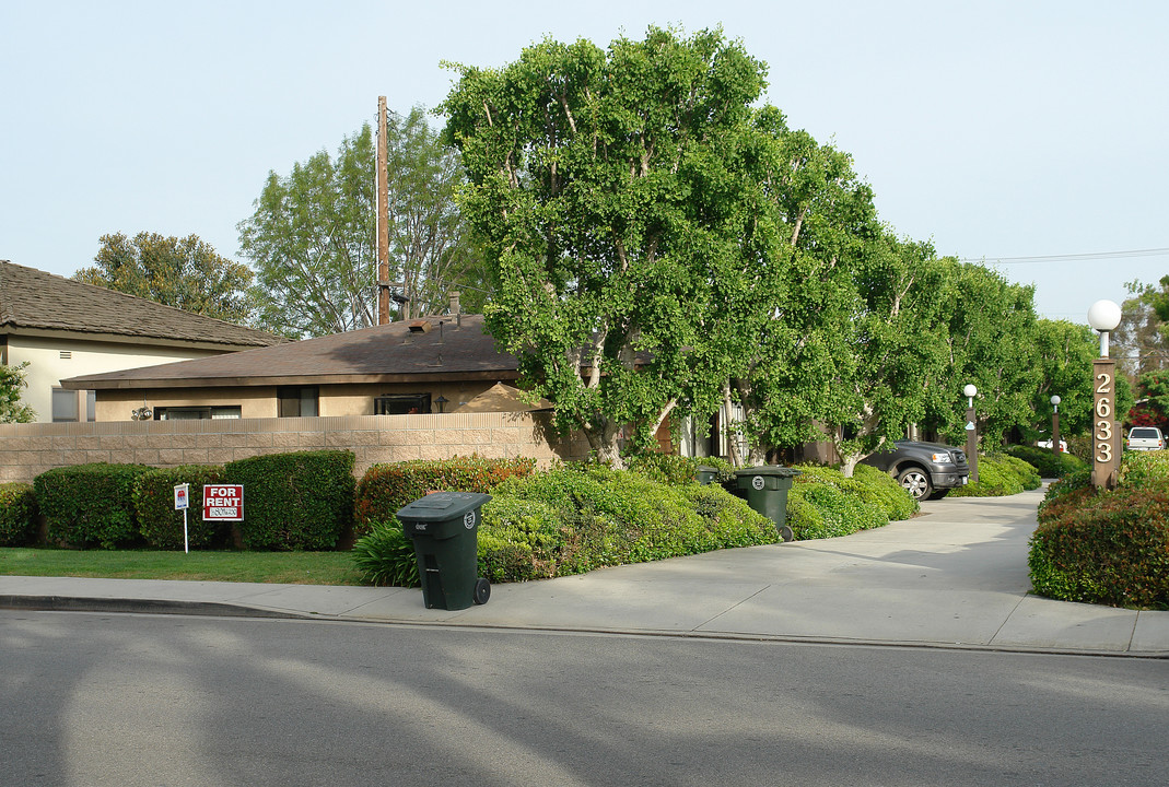 2633 Elden Ave in Costa Mesa, CA - Building Photo