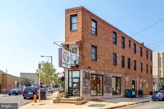 1200 Point Breeze Ave-Unit -302 in Philadelphia, PA - Building Photo - Building Photo