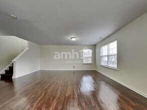 8849 Laurel Run Dr in Charlotte, NC - Foto de edificio - Building Photo