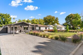 2502 E Whitton Ave in Phoenix, AZ - Building Photo - Building Photo