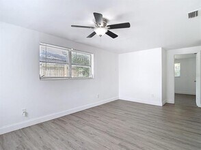 3512 N 10th St in Tampa, FL - Foto de edificio - Building Photo