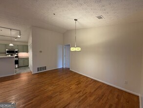 1417 Keys Crossing Dr NE in Atlanta, GA - Building Photo - Building Photo