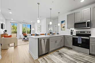 The Galaxy at Polaris in Columbus, OH - Building Photo - Building Photo