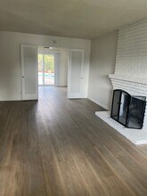 8721 Squires Cir in Huntington Beach, CA - Building Photo - Building Photo