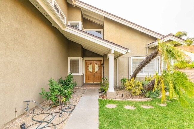 1315 Pso Corrido in San Dimas, CA - Building Photo - Building Photo